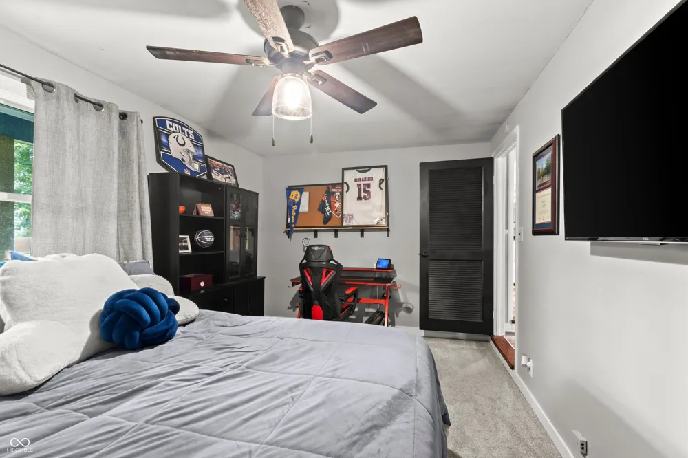 1240 W Central Drive Fortville, IN 46040