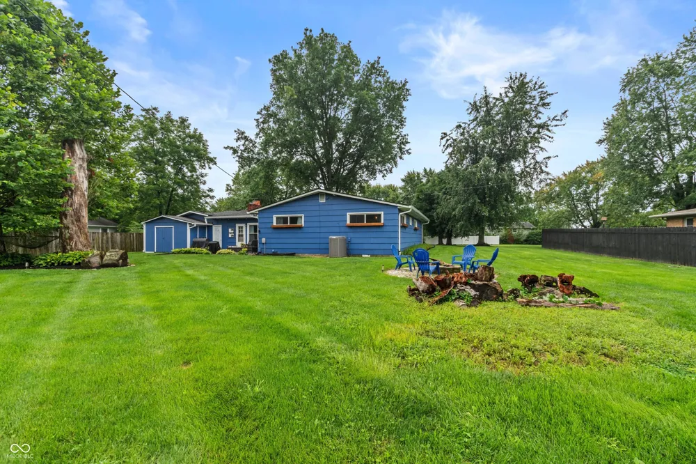 1240 W Central Drive Fortville, IN 46040
