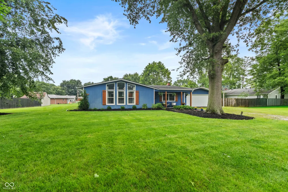 1240 W Central Drive Fortville, IN 46040