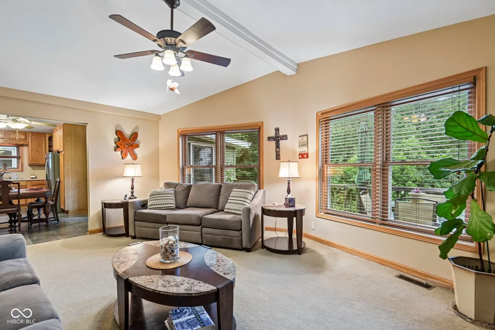 9711 E Myers Rockville, IN 47872