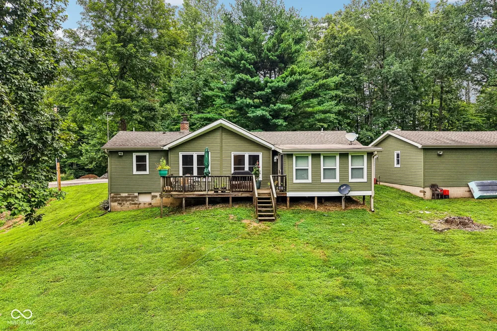 9711 E Myers Rockville, IN 47872