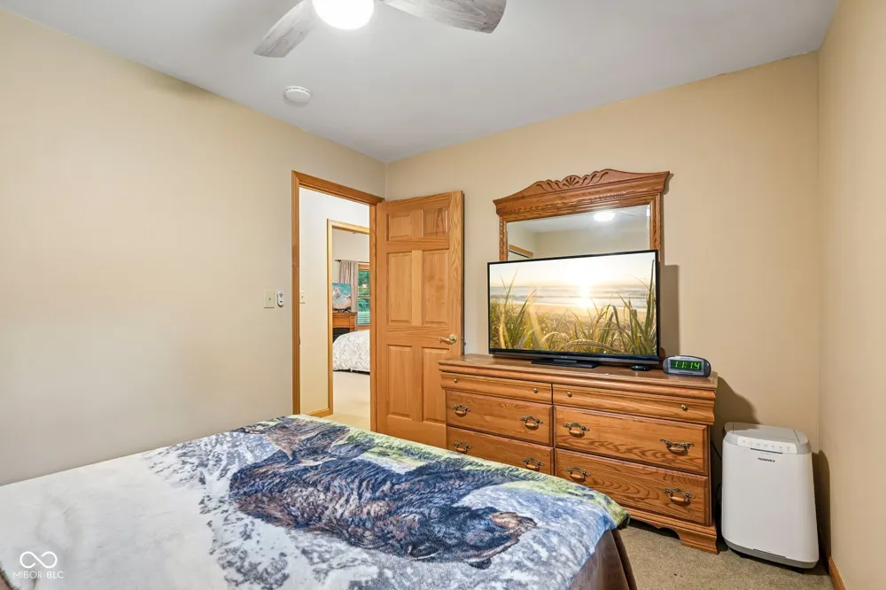 9711 E Myers Rockville, IN 47872