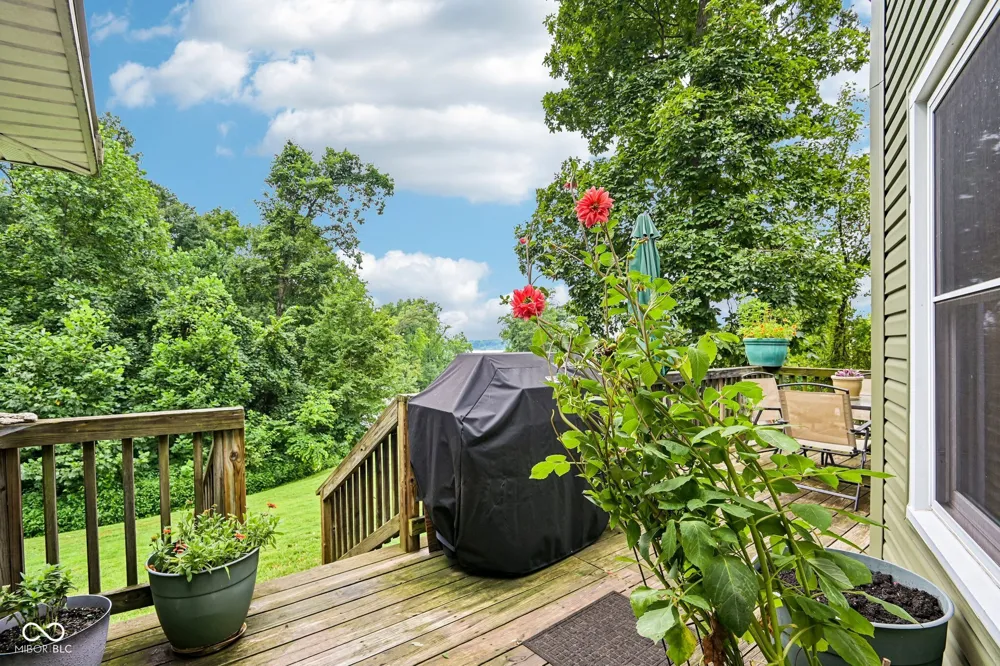 9711 E Myers Rockville, IN 47872