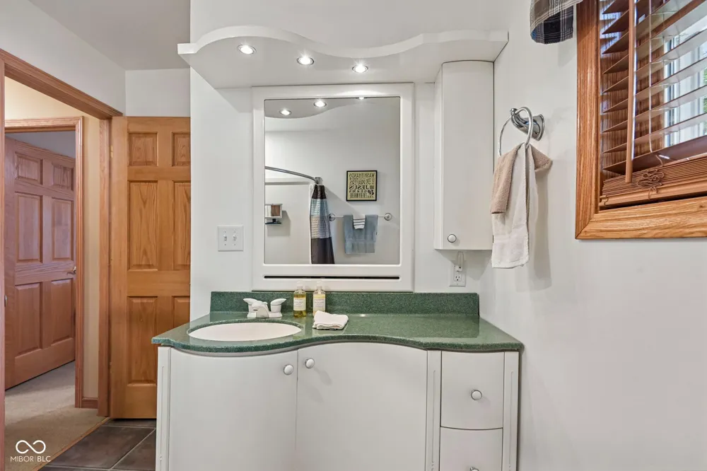 9711 E Myers Rockville, IN 47872