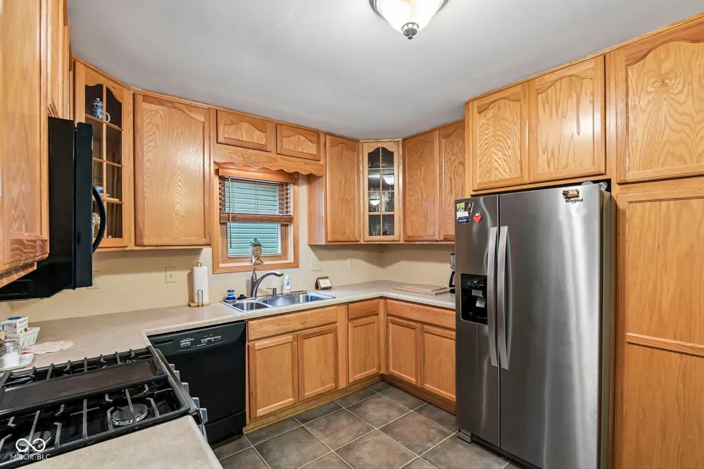 9711 E Myers Rockville, IN 47872