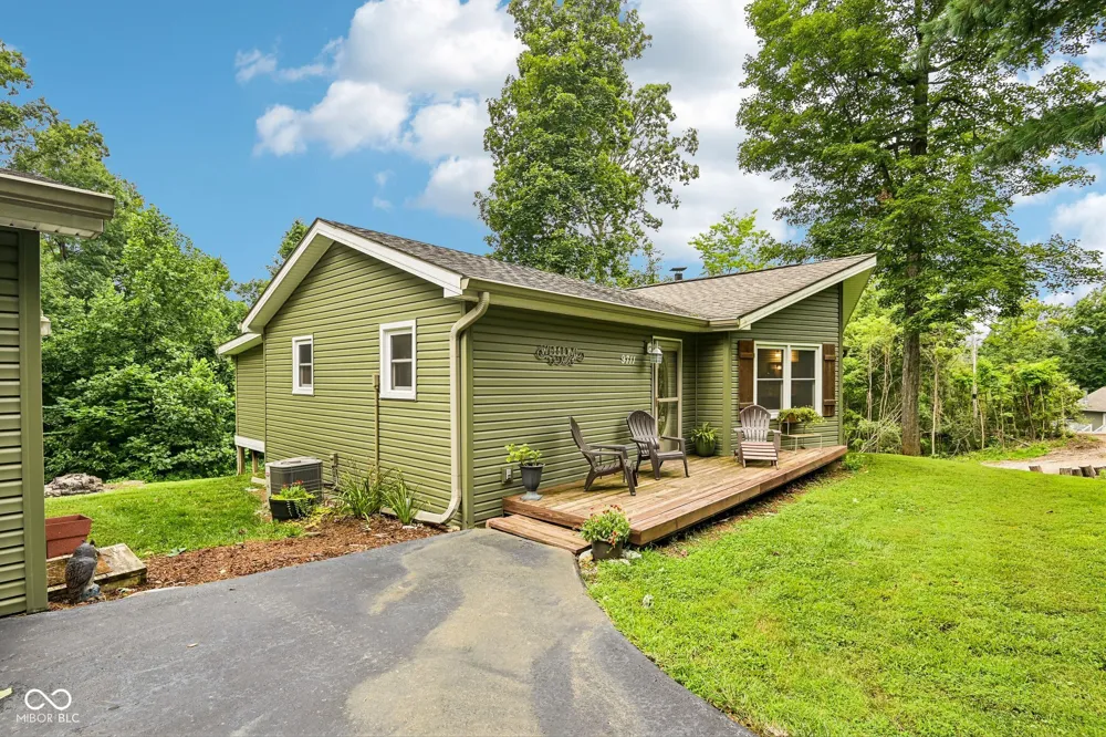 9711 E Myers Rockville, IN 47872