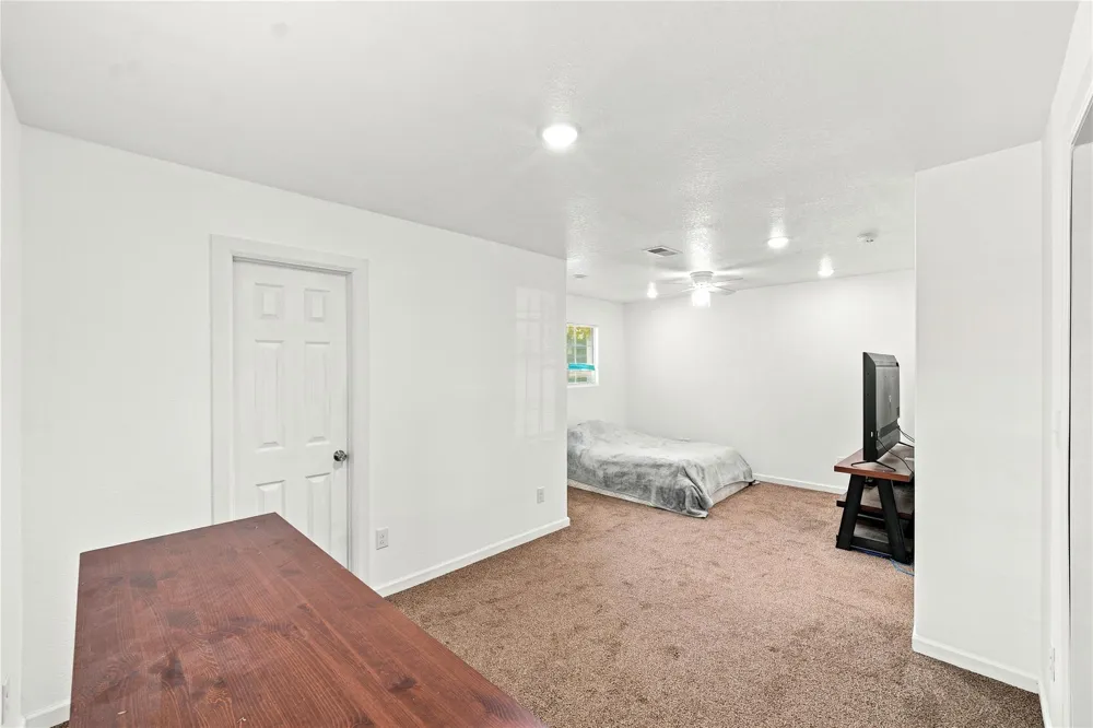 211 Estelle Circle Texas City, TX 77591
