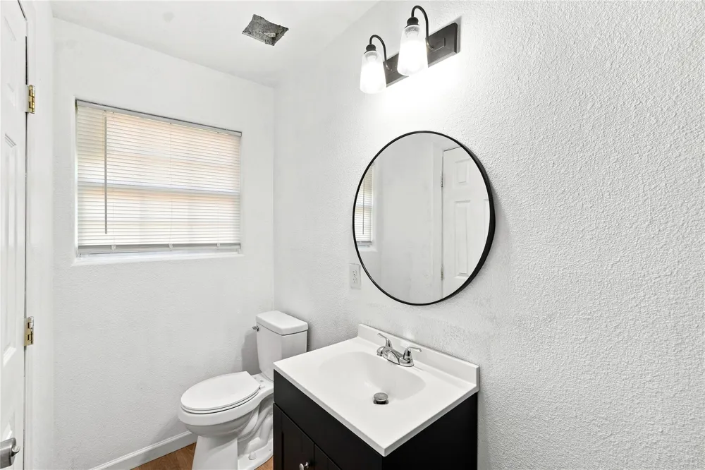 211 Estelle Circle Texas City, TX 77591
