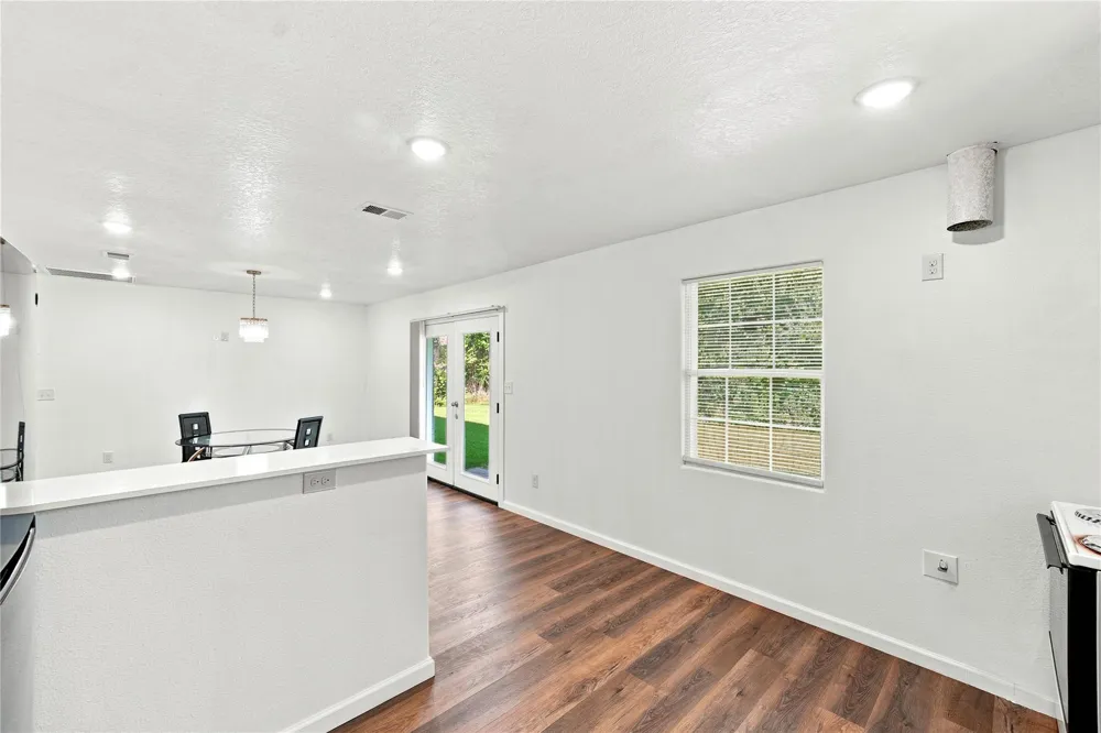 211 Estelle Circle Texas City, TX 77591