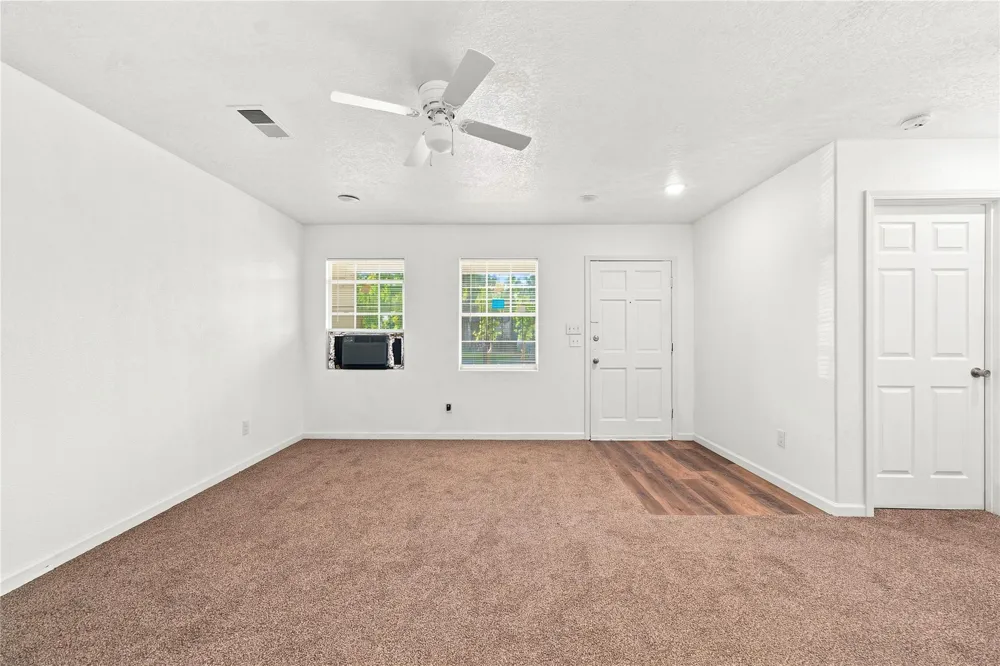 211 Estelle Circle Texas City, TX 77591
