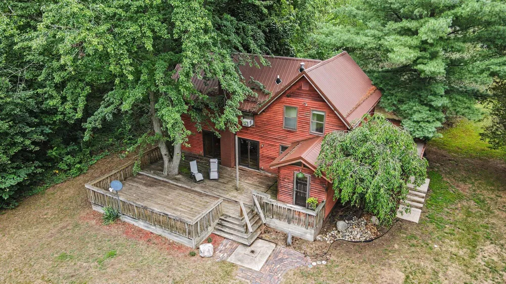 1746 104th Avenue Otsego, MI 49078