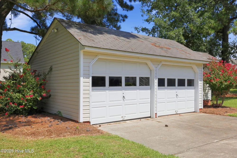 25 E River Acres Road Washington, NC 27889