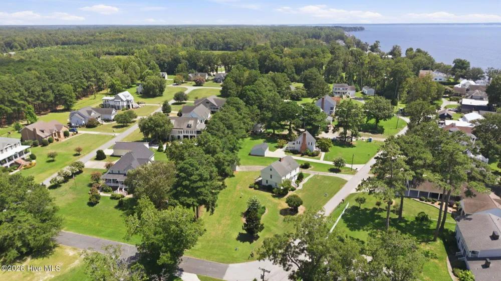25 E River Acres Road Washington, NC 27889