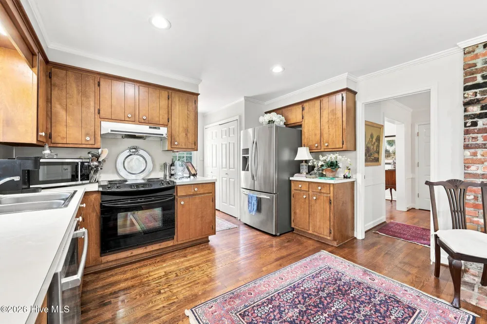 25 E River Acres Road Washington, NC 27889
