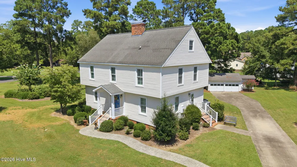 25 E River Acres Road Washington, NC 27889