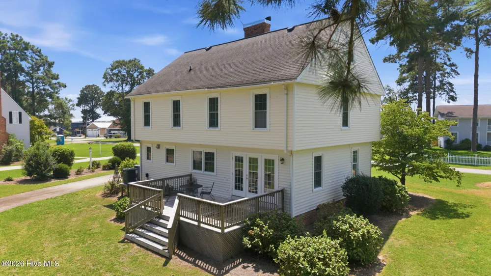 25 E River Acres Road Washington, NC 27889