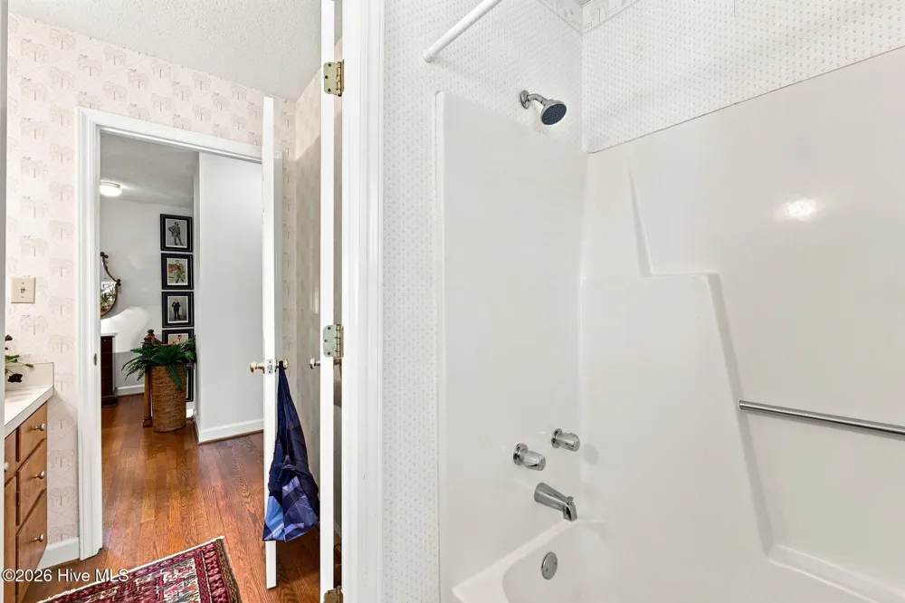 25 E River Acres Road Washington, NC 27889