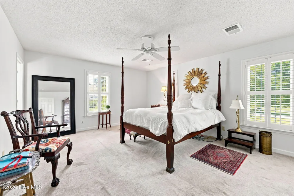 25 E River Acres Road Washington, NC 27889