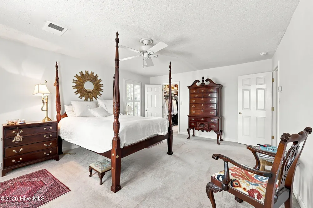 25 E River Acres Road Washington, NC 27889