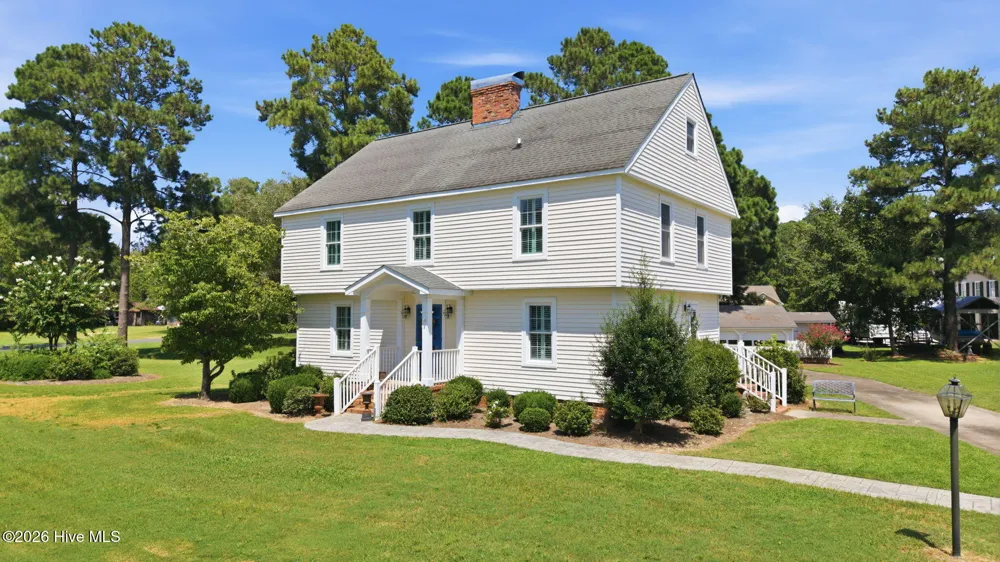 25 E River Acres Road Washington, NC 27889