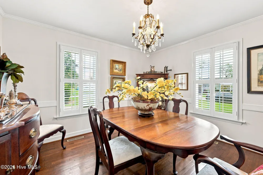 25 E River Acres Road Washington, NC 27889