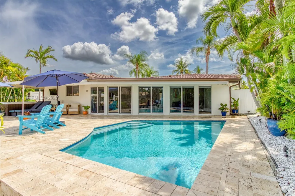 491 SE 10th Ave Pompano Beach, FL 33060