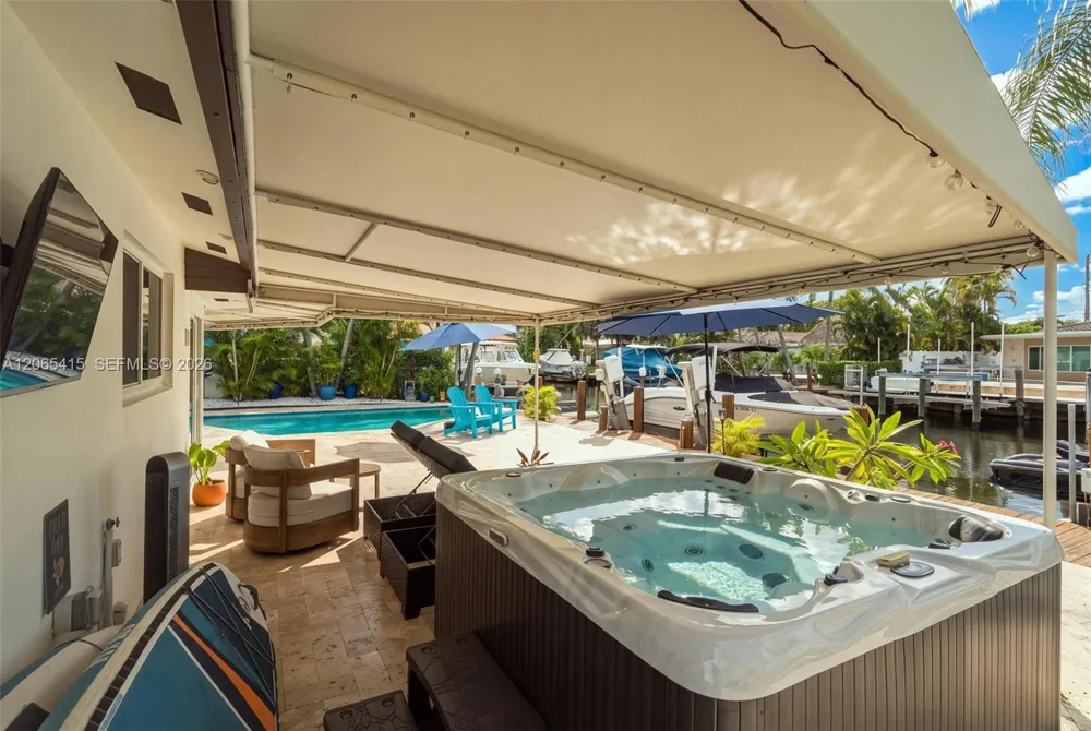 491 SE 10th Ave Pompano Beach, FL 33060