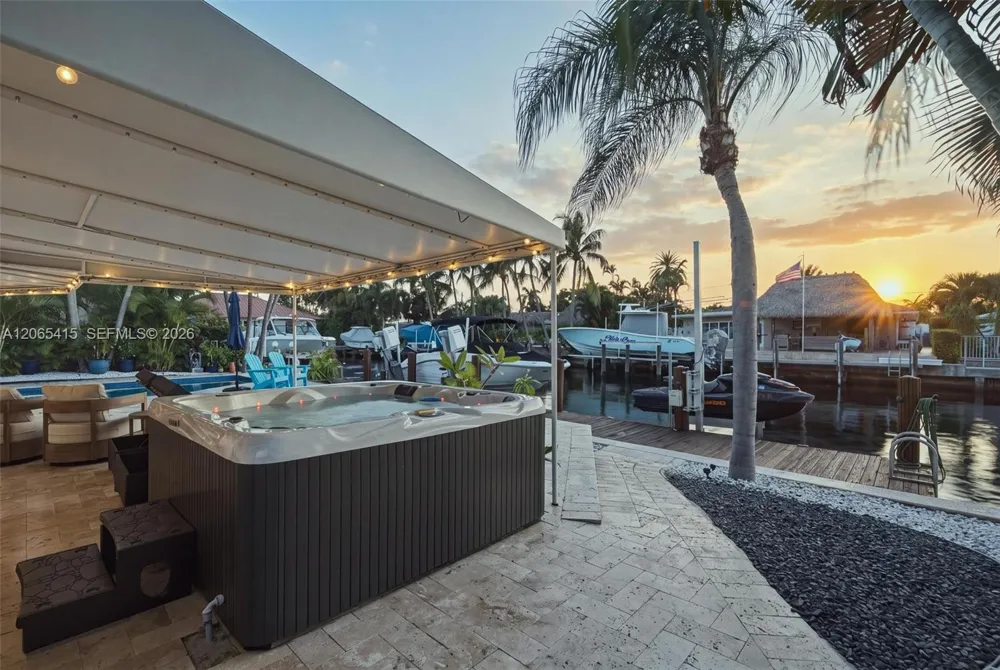 491 SE 10th Ave Pompano Beach, FL 33060