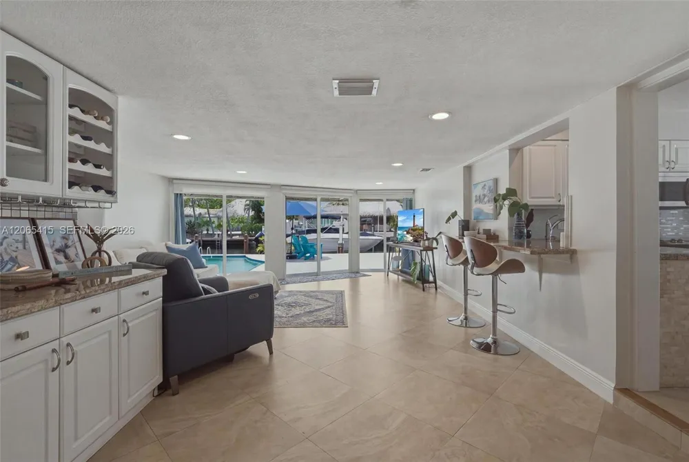 491 SE 10th Ave Pompano Beach, FL 33060