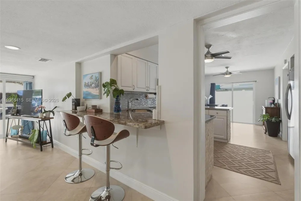 491 SE 10th Ave Pompano Beach, FL 33060