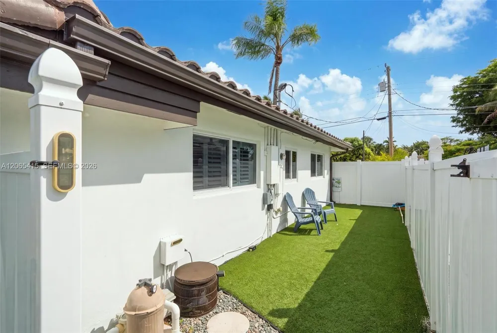 491 SE 10th Ave Pompano Beach, FL 33060