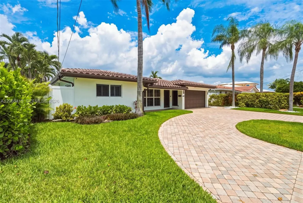 491 SE 10th Ave Pompano Beach, FL 33060