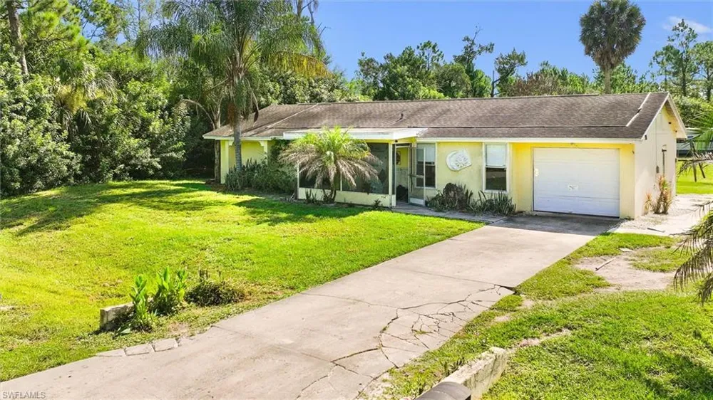 918 McKinley Avenue Lehigh Acres, FL 33972