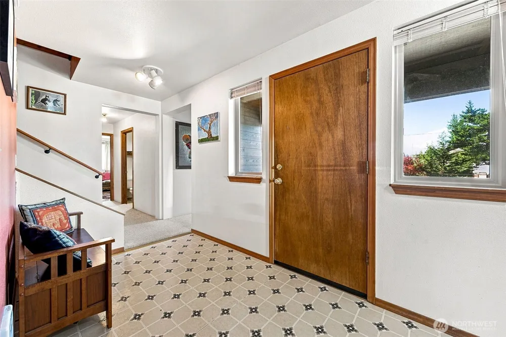 112 Canal Drive NE Ocean Shores, WA 98569