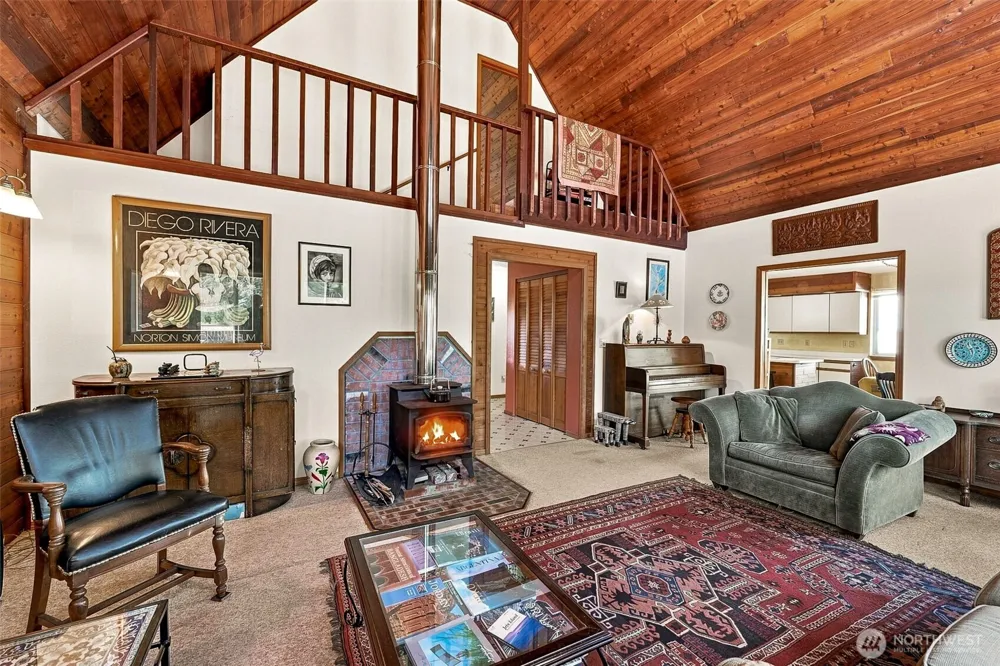 112 Canal Drive NE Ocean Shores, WA 98569