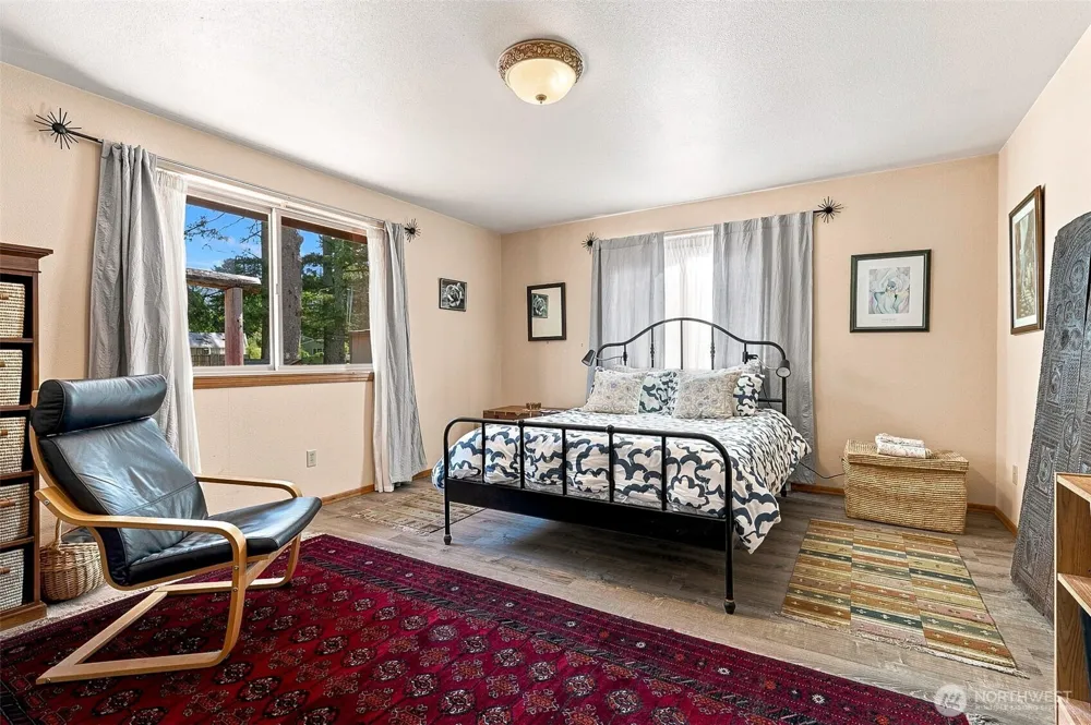 112 Canal Drive NE Ocean Shores, WA 98569