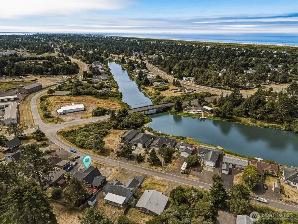 112 Canal Drive NE Ocean Shores, WA 98569