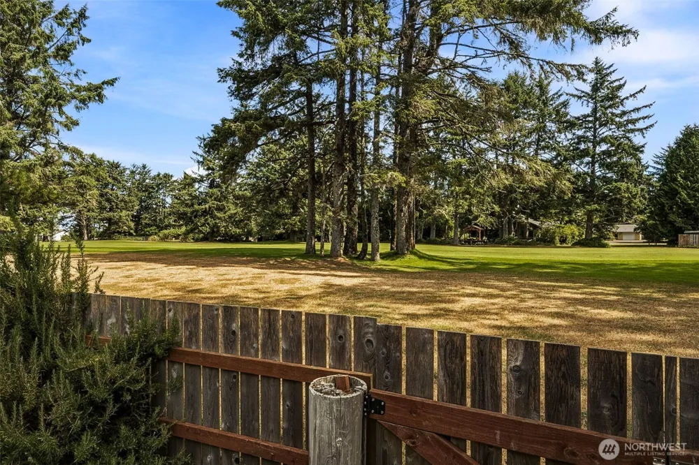 112 Canal Drive NE Ocean Shores, WA 98569