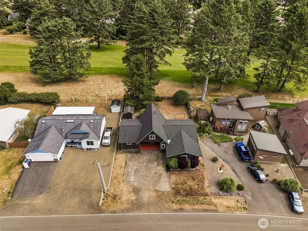 112 Canal Drive NE Ocean Shores, WA 98569