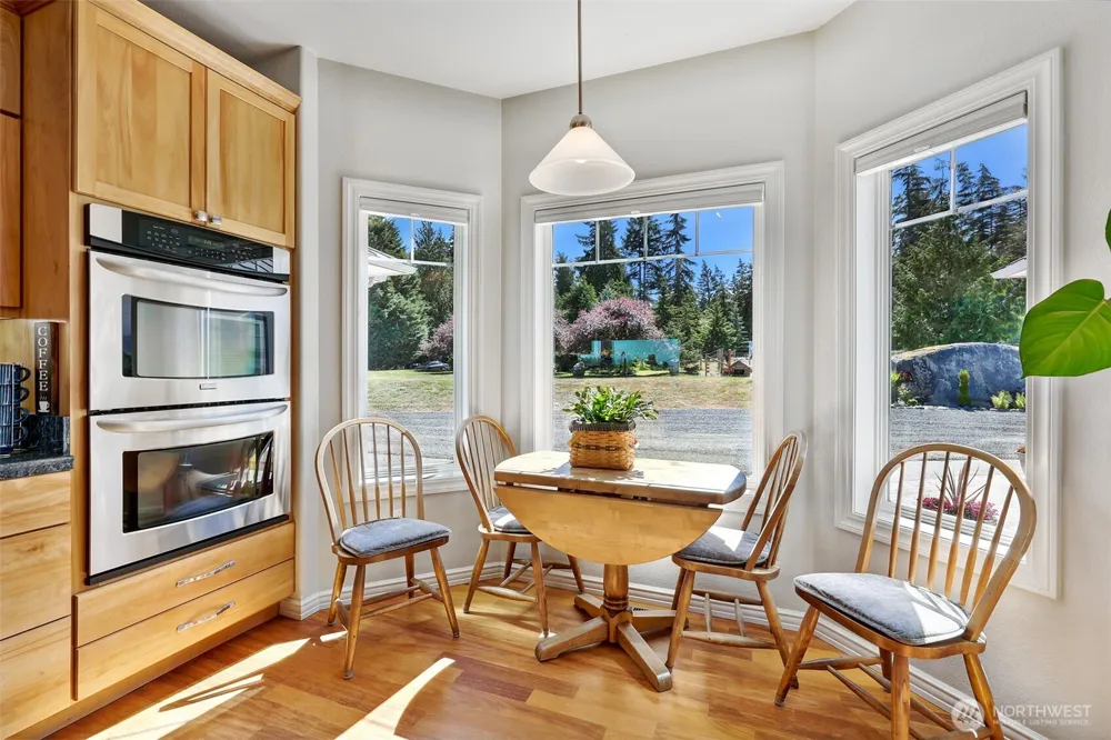 203 Delta Way Sequim, WA 98382