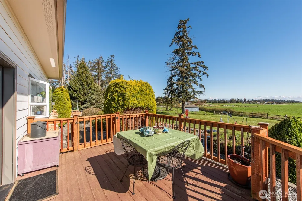 203 Delta Way Sequim, WA 98382
