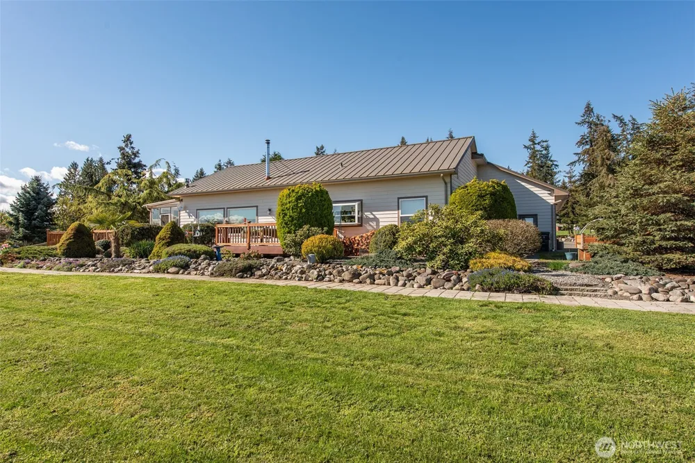 203 Delta Way Sequim, WA 98382