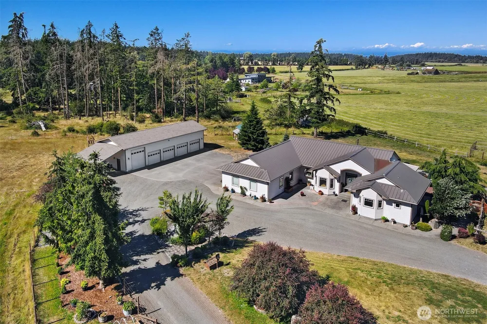 203 Delta Way Sequim, WA 98382