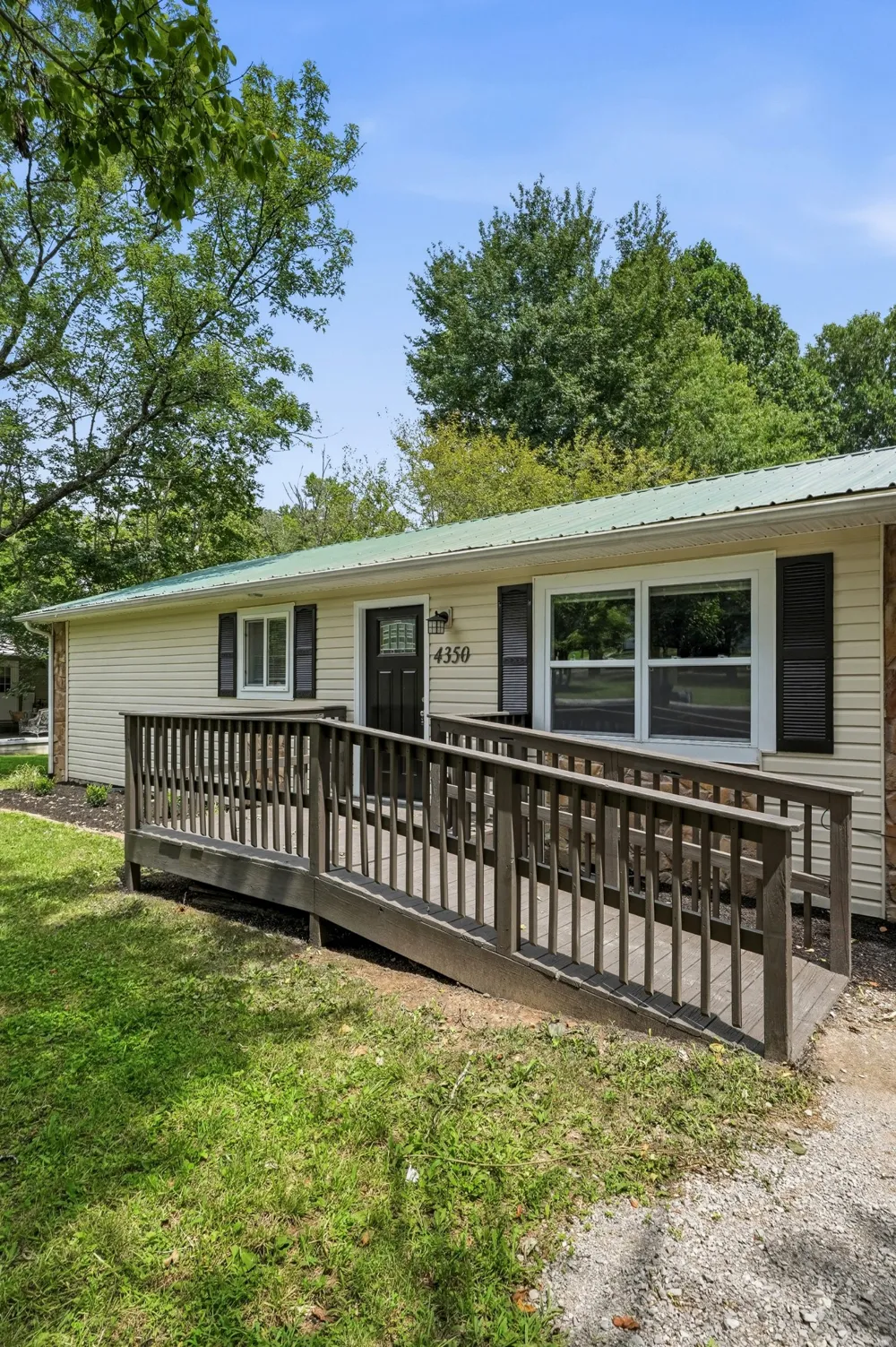 4350 S Creek Dr Cookeville, TN 38506