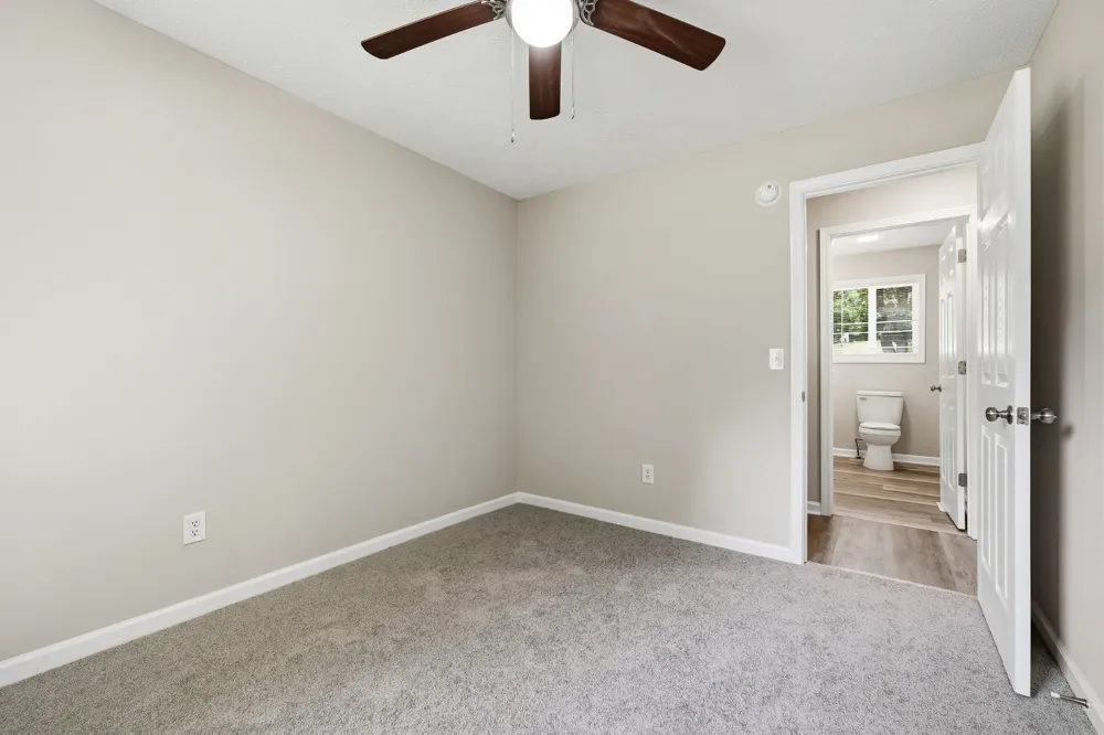 4350 S Creek Dr Cookeville, TN 38506
