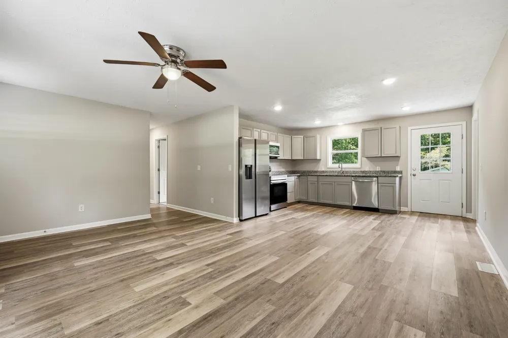4350 S Creek Dr Cookeville, TN 38506