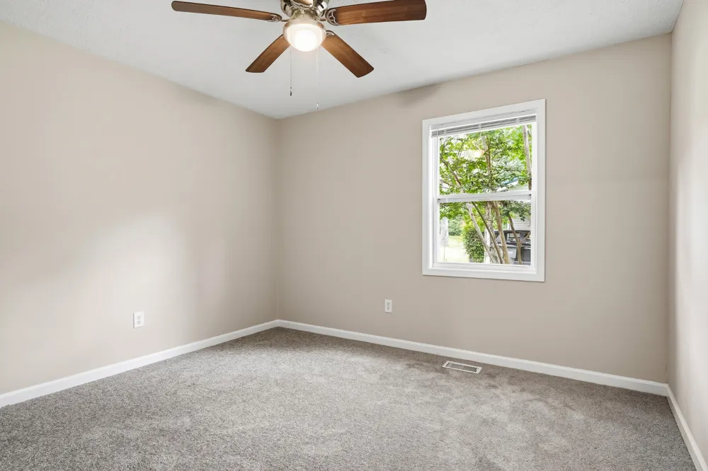 4350 S Creek Dr Cookeville, TN 38506