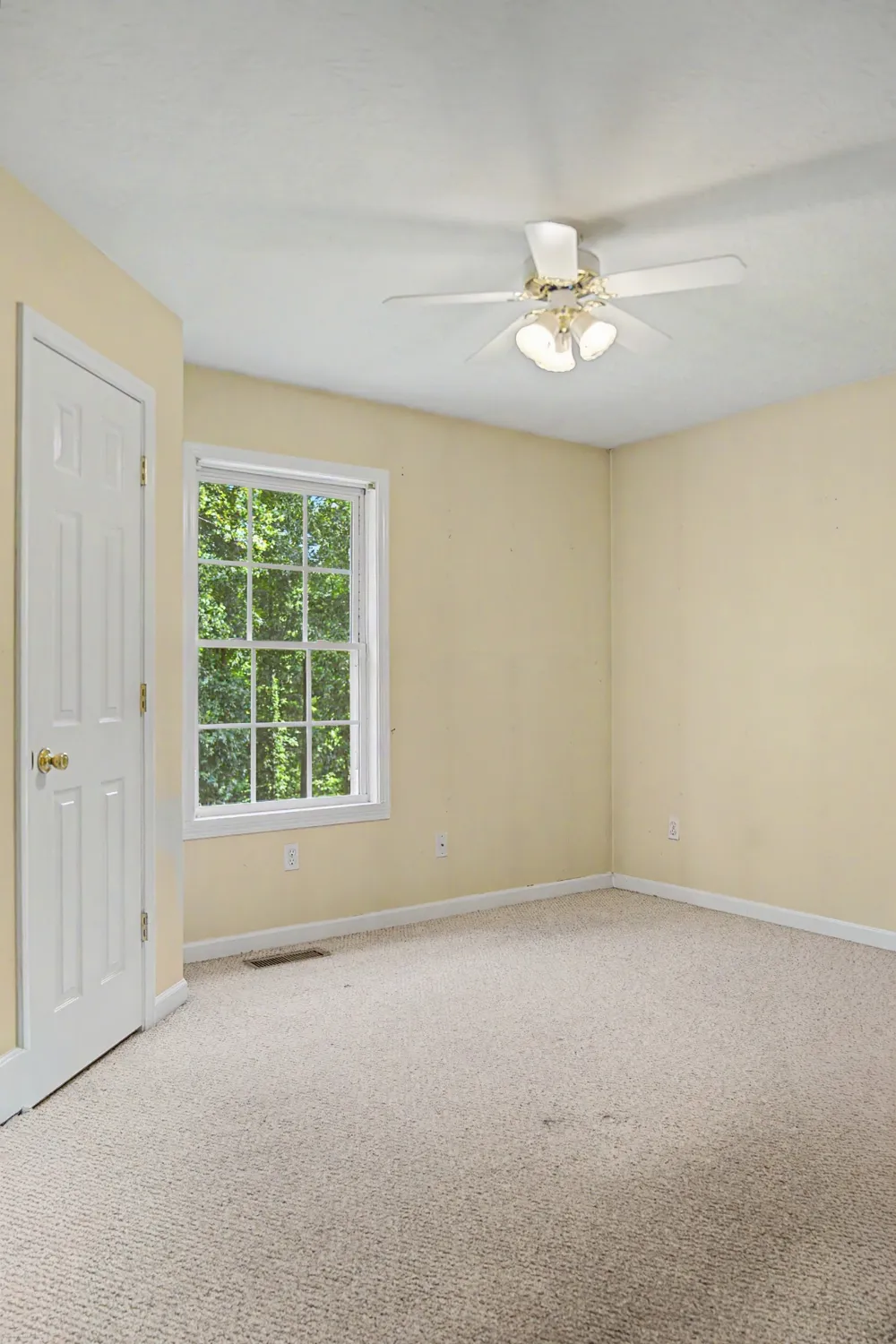 8229 Galen Rd Lafayette, TN 37083