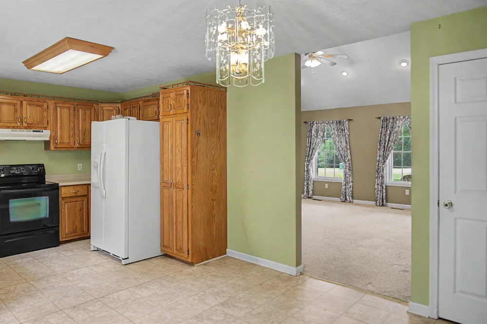 8229 Galen Rd Lafayette, TN 37083