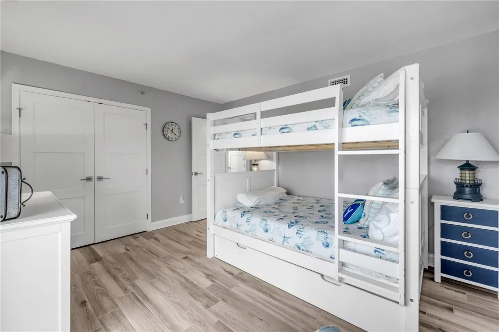 5207 S ATLANTIC AVENUE #321 New Smyrna Beach, FL 32169